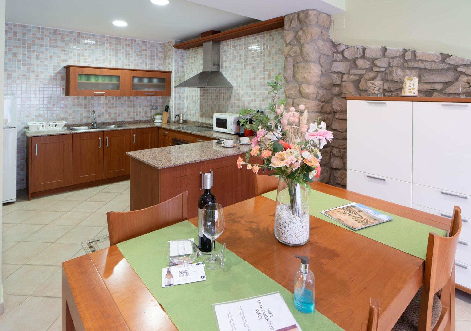 Апартаменти Enoturismo Celler Pinol Batea Екстер'єр фото